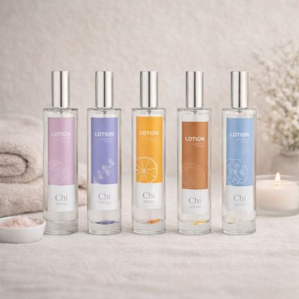 Gezichtslotions van Chi, Weleda en Declaré in rustgevende setting, verkrijgbaar bij Schoonheidssalon Alexandra